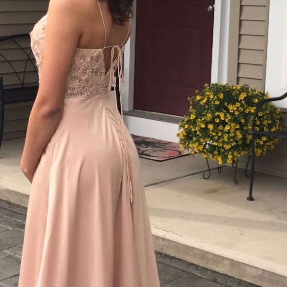 Size 8 prom dress, evening gown, well made barely worn dry cleaned - Picture 2 of 3